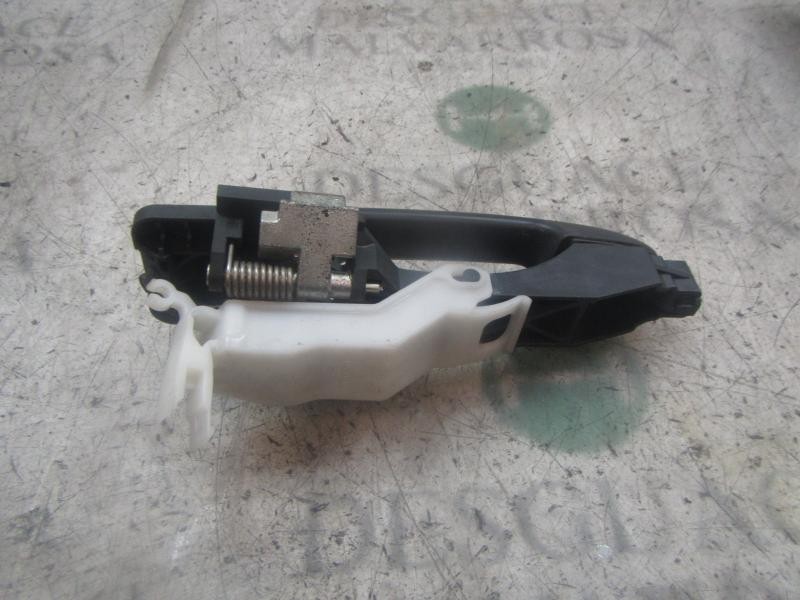 Recambio de maneta exterior trasera derecha para kia cee´d concept referencia OEM IAM 826511H000  