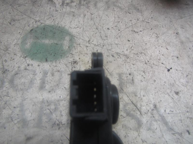 Recambio de motor electrico para kia cee´d concept referencia OEM IAM  D332AP6AA D332AP6AA