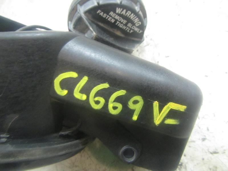 Recambio de tapa combustible para kia cee´d concept referencia OEM IAM 695131H000  