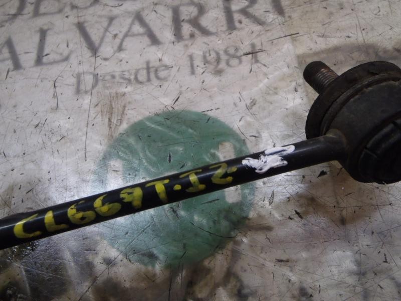 Recambio de tirante trasero izquierdo para kia cee´d concept referencia OEM IAM 555301H000  