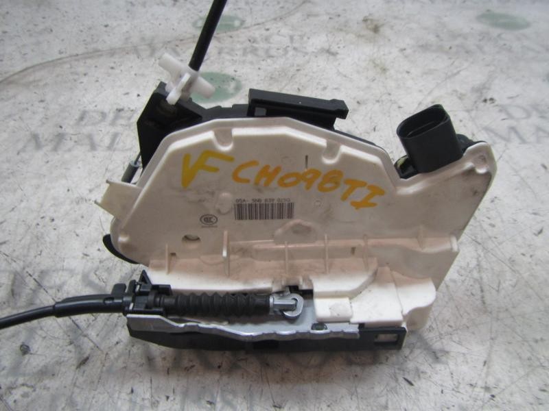 Recambio de cerradura puerta trasera izquierda para skoda fabia (5j2 ) 1.2 referencia OEM IAM 5N0839015D  