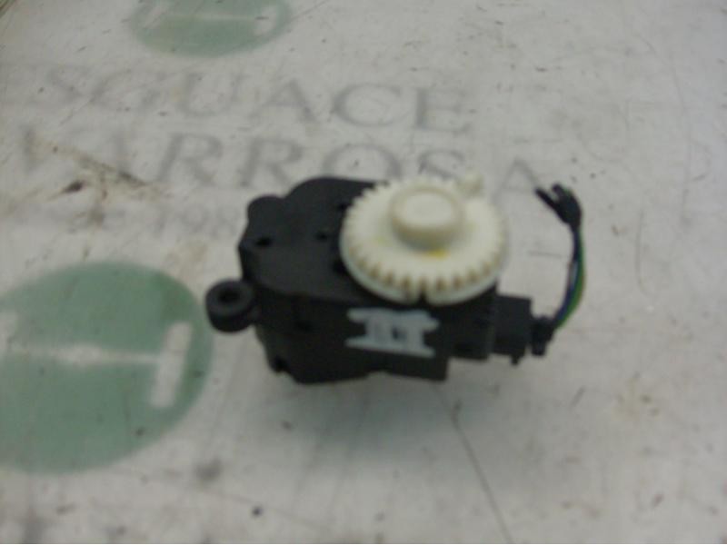 Recambio de motor apertura trampillas climatizador para ford fiesta (cbk) st referencia OEM IAM   