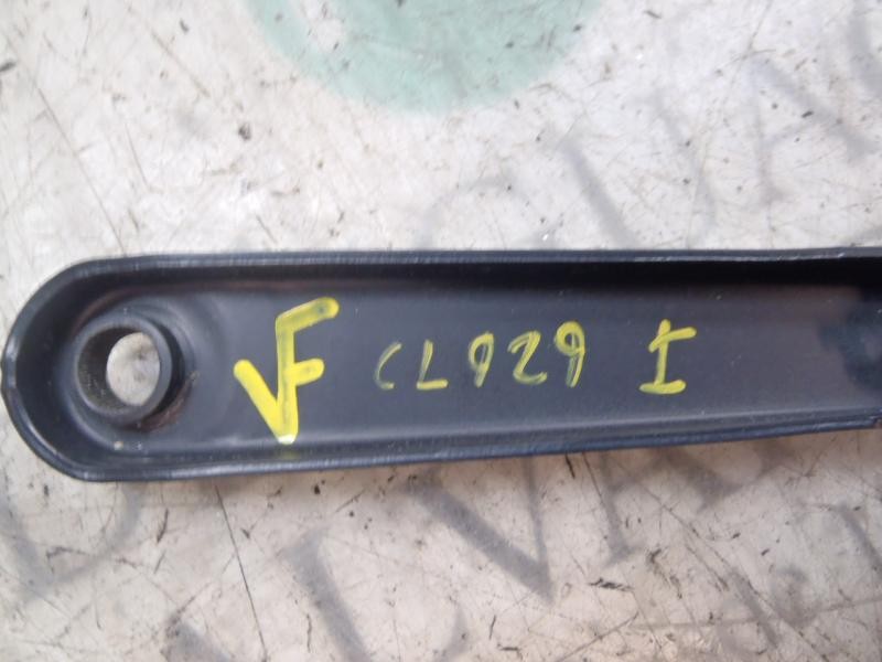 Recambio de brazo limpia delantero izquierdo para ford fiesta (cb1) trend referencia OEM IAM 2026776  