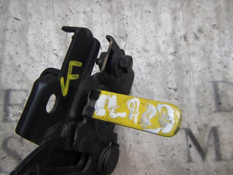 Recambio de cerradura capot para ford fiesta (cb1) trend referencia OEM IAM 1831520  