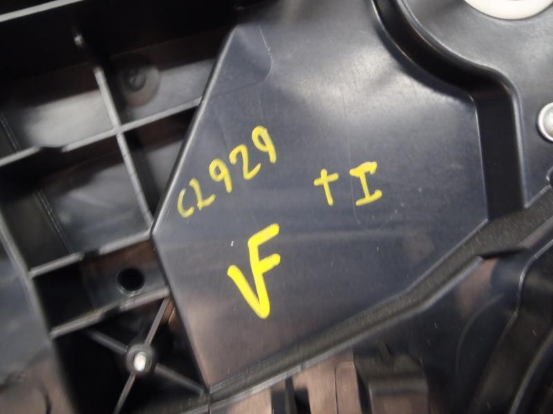 Recambio de elevalunas trasero izquierdo para ford fiesta (cb1) trend referencia OEM IAM 2041182  