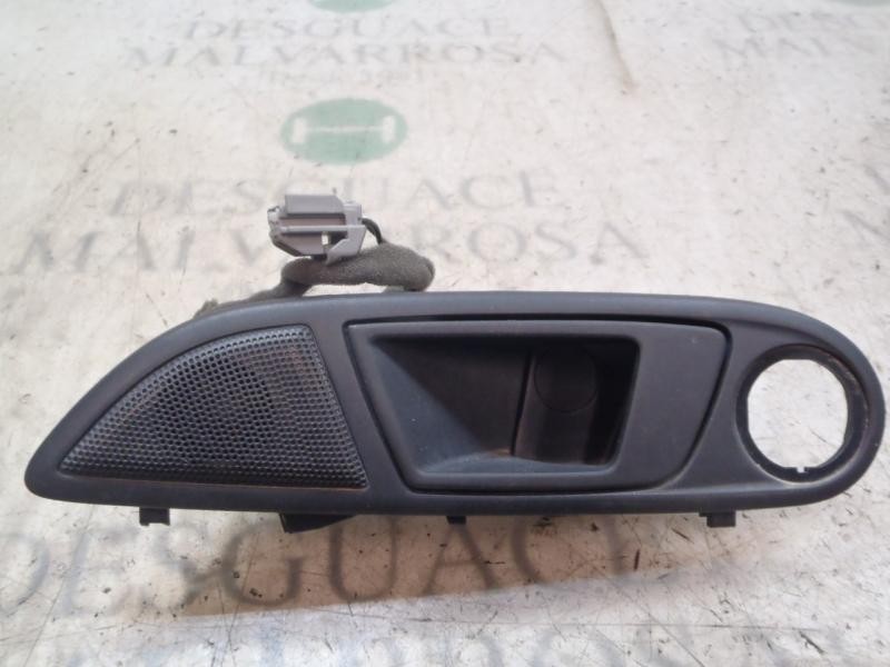 Recambio de maneta interior delantera izquierda para ford fiesta (cb1) trend referencia OEM IAM 1686126  