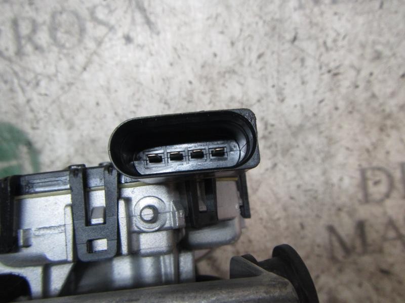 Recambio de motor limpia delantero para ford fiesta (cb1) trend referencia OEM IAM 1698869 8A6117B571AB 0390241574