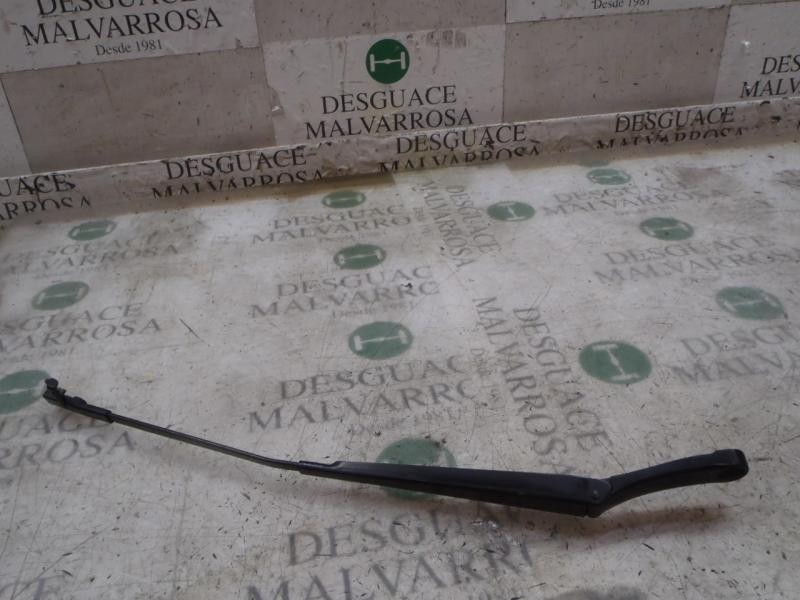 Recambio de brazo limpia delantero izquierdo para volkswagen touran (1t1) highline referencia OEM IAM 1T0955409A  