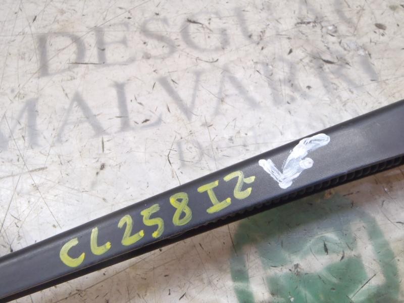 Recambio de brazo limpia delantero izquierdo para volkswagen touran (1t1) highline referencia OEM IAM 1T0955409A  