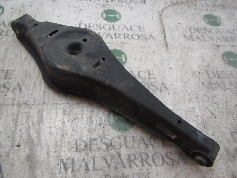 Recambio de brazo suspension superior trasero derecho para volkswagen touran (1t1) highline referencia OEM IAM 1K0505311AB  