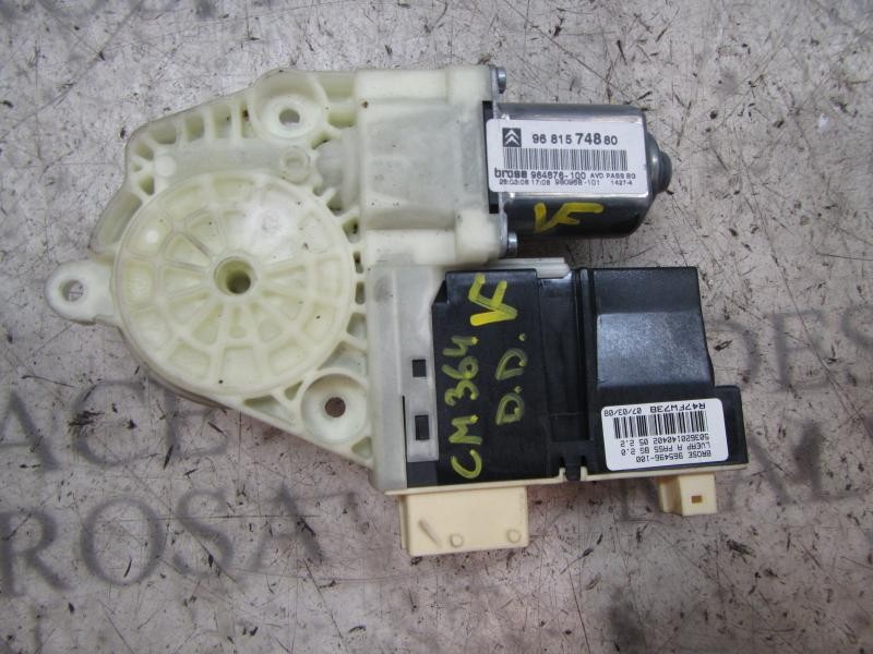 Recambio de motor elevalunas delantero derecho para citroën c4 berlina lx referencia OEM IAM   