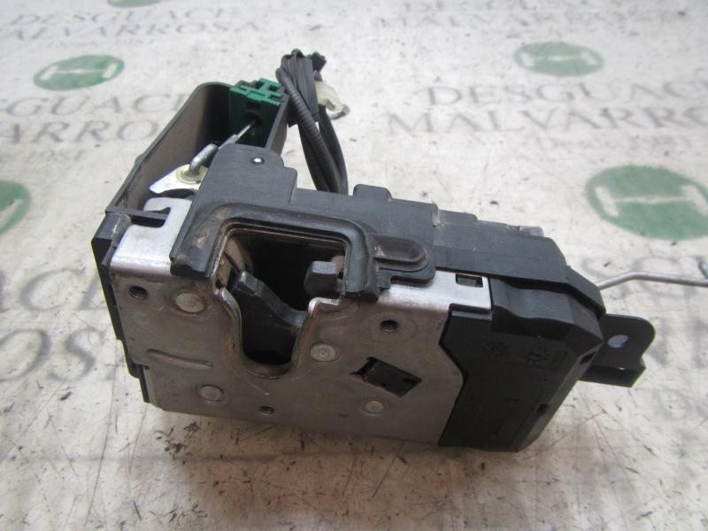 Recambio de cerradura puerta delantera derecha para opel astra h berlina cosmo referencia OEM IAM   