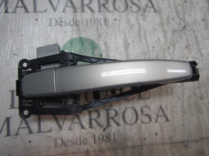 Recambio de maneta exterior delantera derecha para opel astra h berlina cosmo referencia OEM IAM   