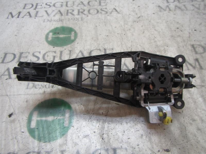 Recambio de maneta exterior trasera izquierda para opel astra h berlina cosmo referencia OEM IAM   