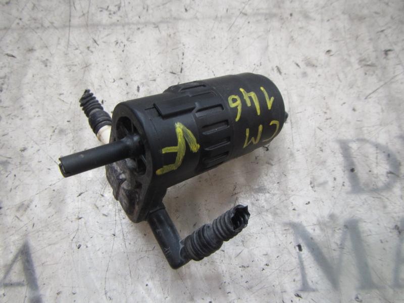 Recambio de bomba limpia para opel corsa d ´´111 years´´ referencia OEM IAM   