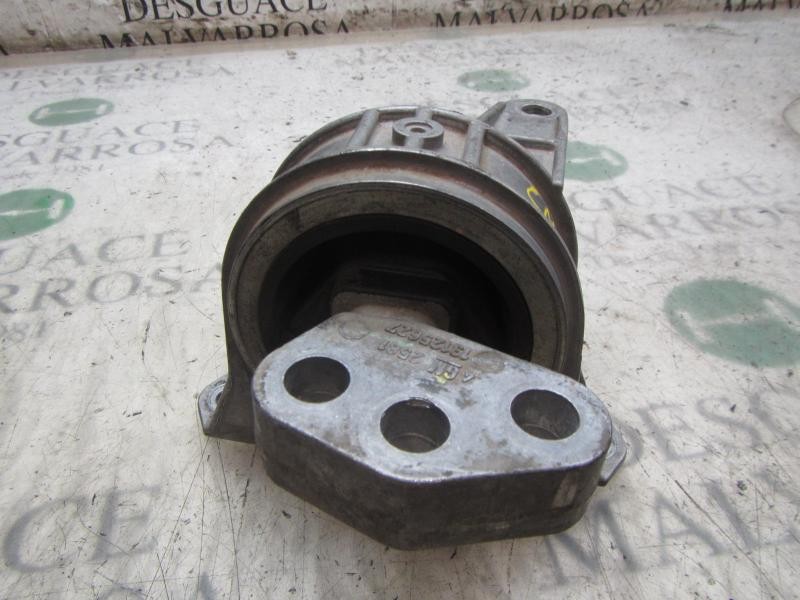 Recambio de soporte cambio para opel astra h berlina cosmo referencia OEM IAM   