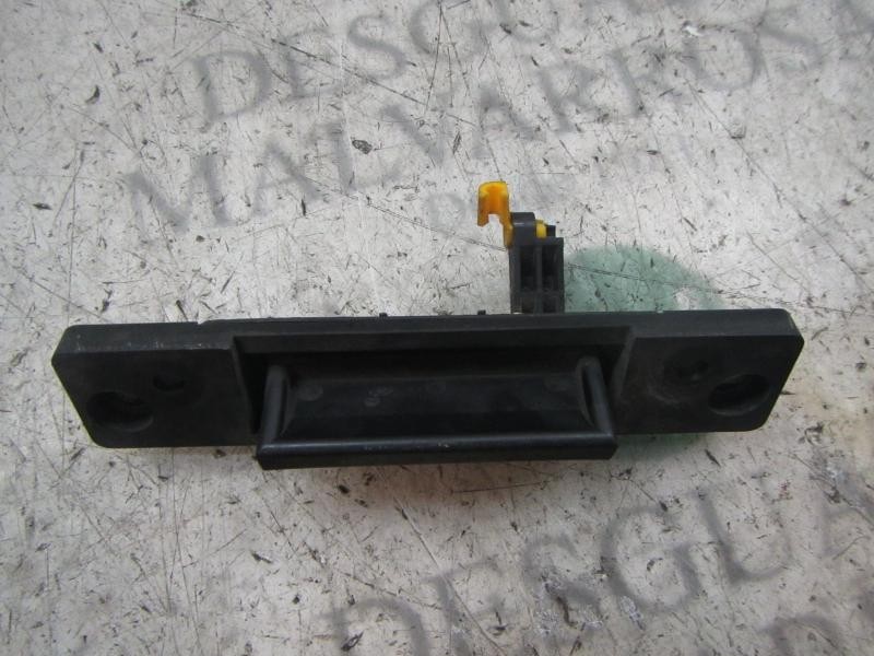 Recambio de maneta porton para kia sorento 2.5 crdi concept referencia OEM IAM 812303E000  