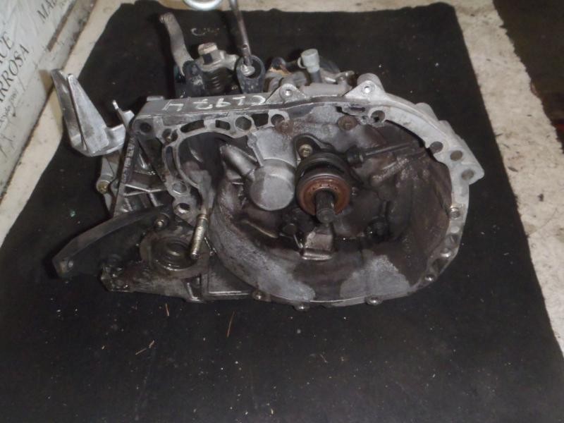 Recambio de caja cambios para renault megane ii berlina 3p confort dynamique referencia OEM IAM  JR5102 