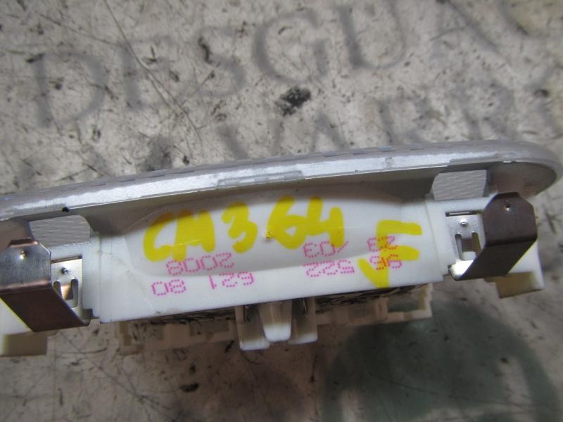 Recambio de piloto interior para citroën c4 berlina lx referencia OEM IAM   