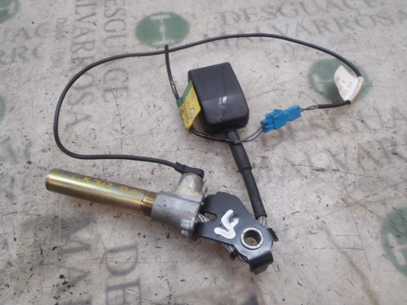 Recambio de pretensor airbag derecho para renault megane i berlina hatchback (ba0) 2.0 alize referencia OEM IAM   