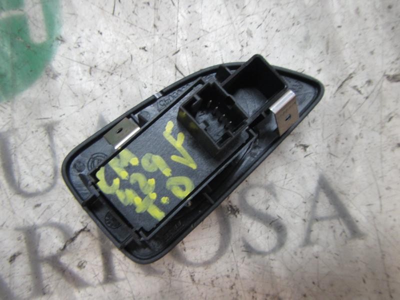 Recambio de mando elevalunas trasero derecho para fiat bravo (198) 1.9 emotion multijet referencia OEM IAM 735441029  