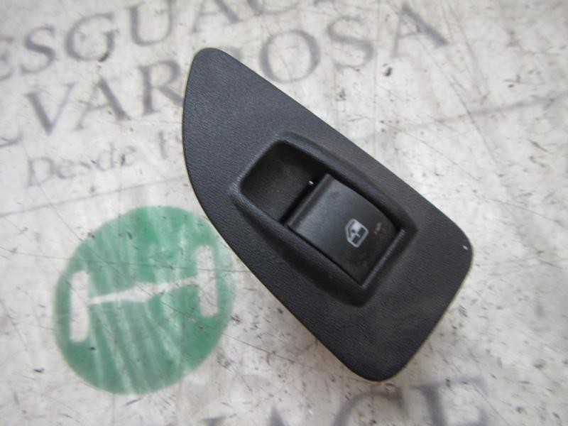 Recambio de mando elevalunas trasero izquierdo para fiat bravo (198) 1.9 emotion multijet referencia OEM IAM 735441028  