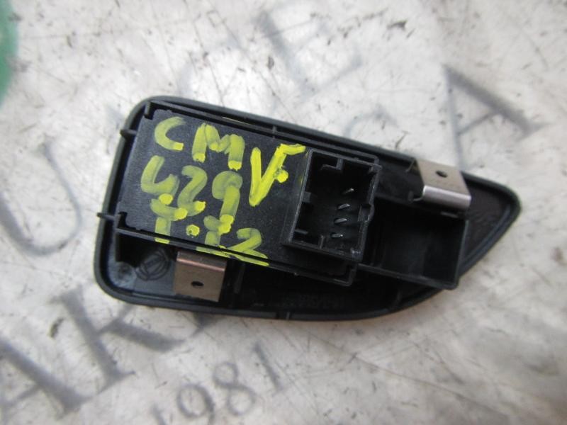 Recambio de mando elevalunas trasero izquierdo para fiat bravo (198) 1.9 emotion multijet referencia OEM IAM 735441028  