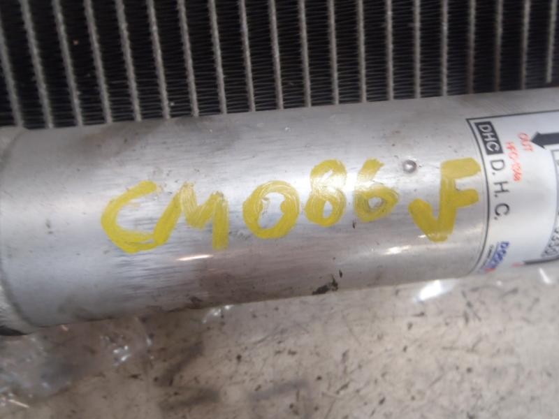 Recambio de condensador aire acondicionado para kia carens 2.0 crdi ex monovolumen referencia OEM IAM   