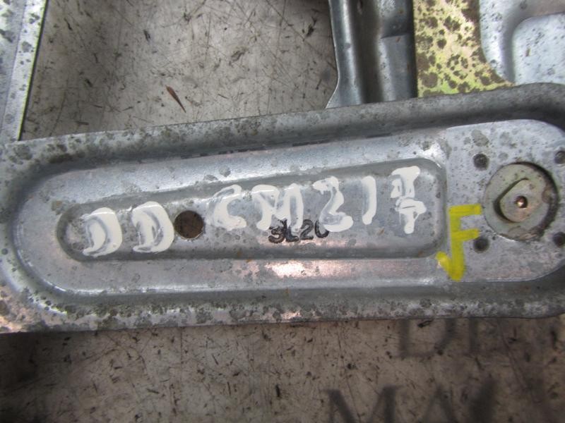 Recambio de elevalunas delantero derecho para kia sorento 2.5 crdi concept referencia OEM IAM 824023E002  