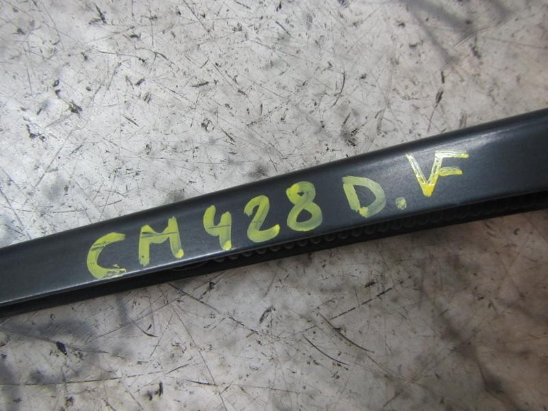 Recambio de brazo limpia delantero derecho para peugeot 407 confort referencia OEM IAM   