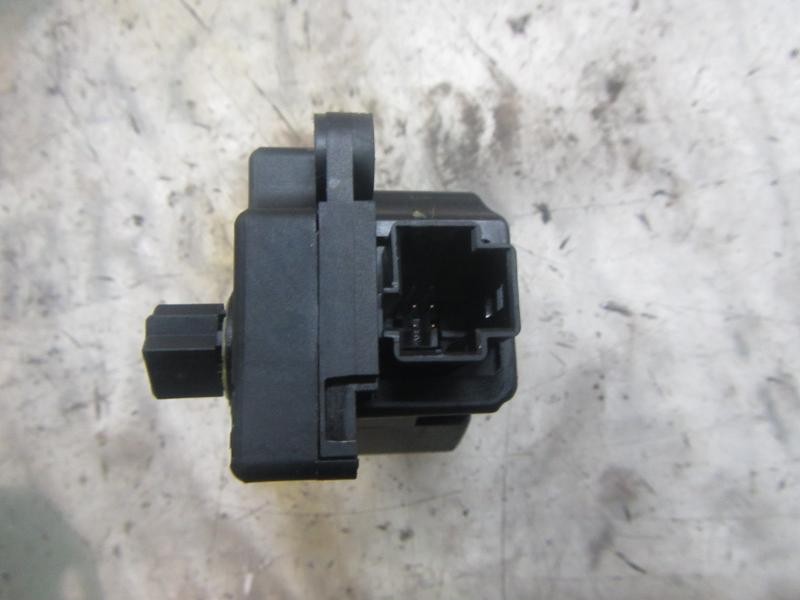 Recambio de motor apertura trampillas climatizador para peugeot 407 confort referencia OEM IAM   