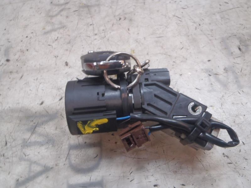 Recambio de antirrobo para peugeot 208 1.2 12v vti referencia OEM IAM 1608682880  