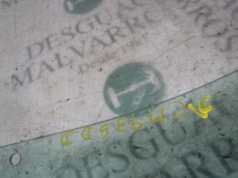 Recambio de cristal puerta delantero derecho para peugeot 208 1.2 12v vti referencia OEM IAM 9674378680  