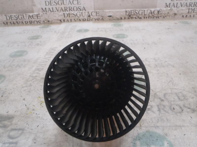 Recambio de motor calefaccion para peugeot 208 1.2 12v vti referencia OEM IAM 1608182080  