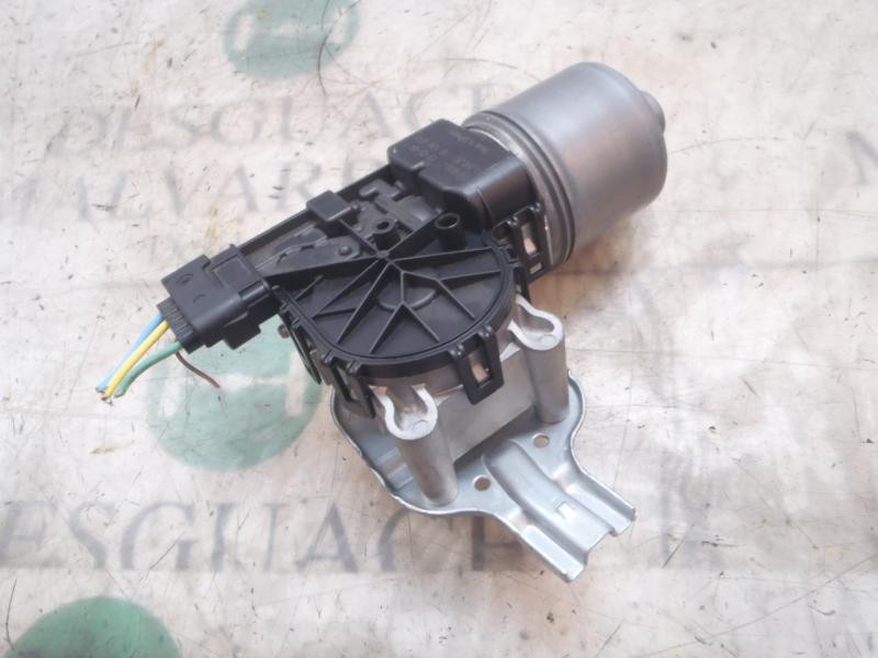 Recambio de motor limpia delantero para peugeot 208 1.2 12v vti referencia OEM IAM 9673222580  