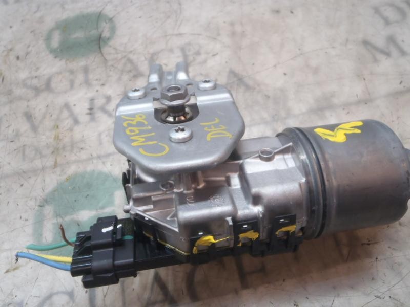 Recambio de motor limpia delantero para peugeot 208 1.2 12v vti referencia OEM IAM 9673222580  