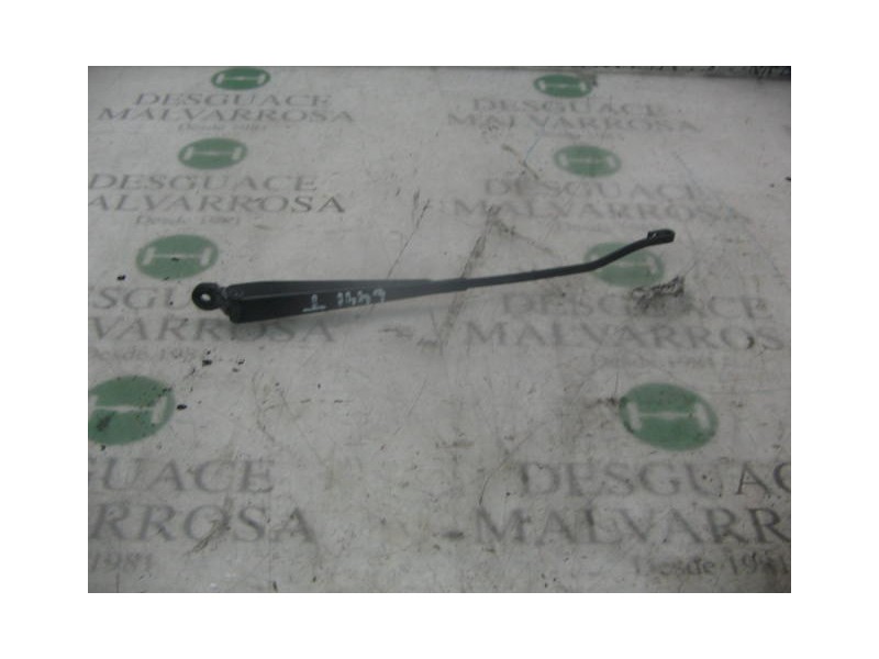 Recambio de brazo limpia trasero para citroën xsara coupe 1.6 vtr referencia OEM IAM   
