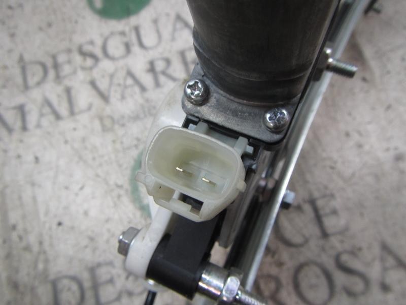 Recambio de elevalunas delantero derecho para kia rio 1.4 crdi cat referencia OEM IAM 824021W310 824601W300 