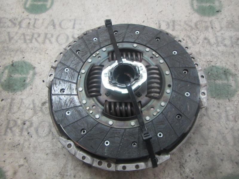 Recambio de kit embrague para kia rio 1.4 crdi cat referencia OEM IAM 4110032021  