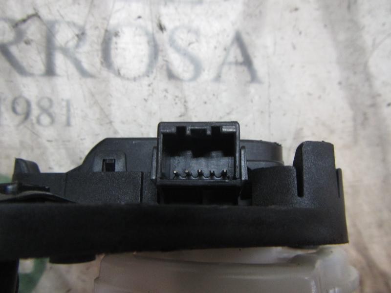 Recambio de motor electrico para kia rio 1.4 crdi cat referencia OEM IAM 971591W000  