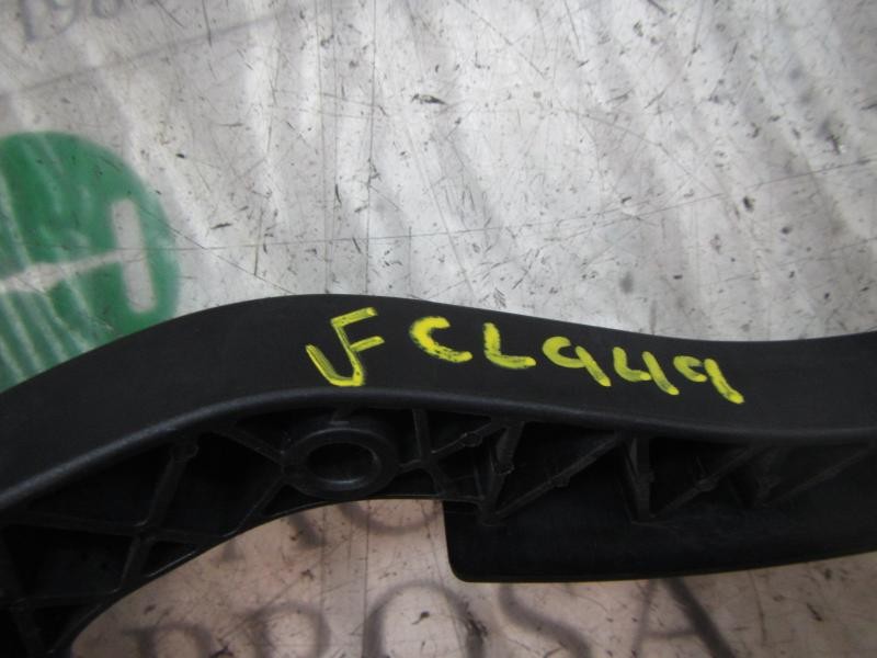 Recambio de potenciometro pedal para kia rio 1.4 crdi cat referencia OEM IAM 327001W000  