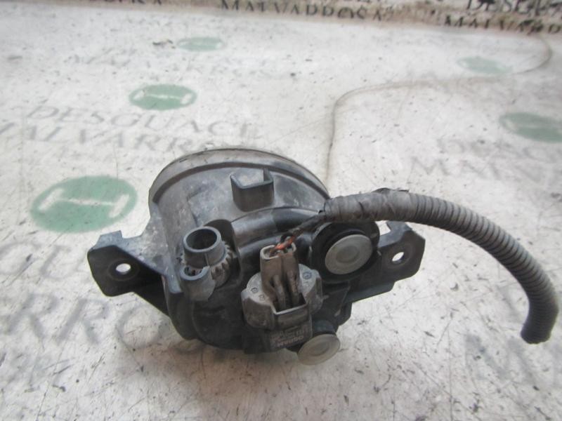Recambio de faro antiniebla izquierdo para nissan primera berlina (p12) acenta referencia OEM IAM   