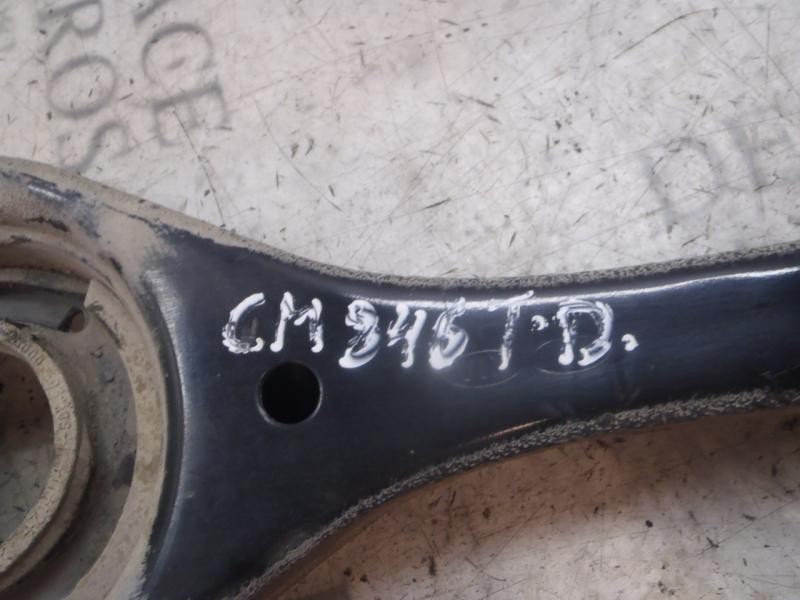 Recambio de brazo suspension inferior trasero derecho para hyundai i30 classic gl referencia OEM IAM 552102H100  