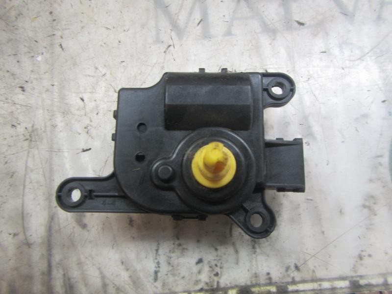 Recambio de motor apertura trampillas climatizador para hyundai i30 classic gl referencia OEM IAM 971242L001 D332AG7AA 