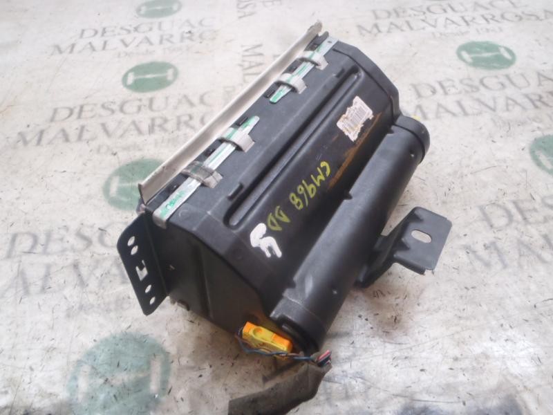 Recambio de airbag delantero derecho para renault megane ii berlina 5p confort dynamique referencia OEM IAM   