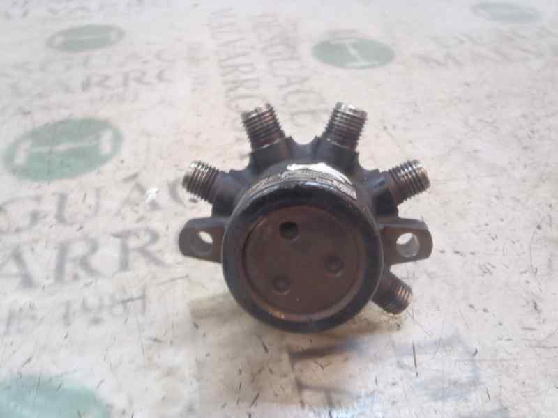 Recambio de rampa inyectora para renault megane ii berlina 3p dynamique referencia OEM IAM   