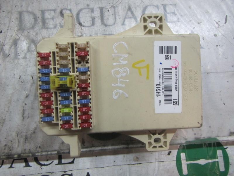 Recambio de caja reles / fusibles para hyundai i30 classic gl referencia OEM IAM 919501H510  