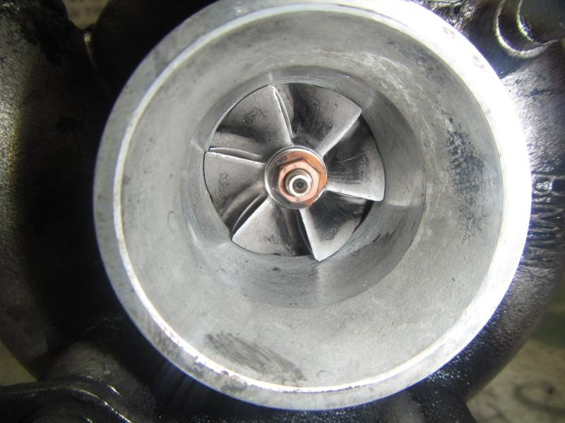 Recambio de turbocompresor para bmw serie 5 berlina (e39) 525tds referencia OEM IAM 11652246739  