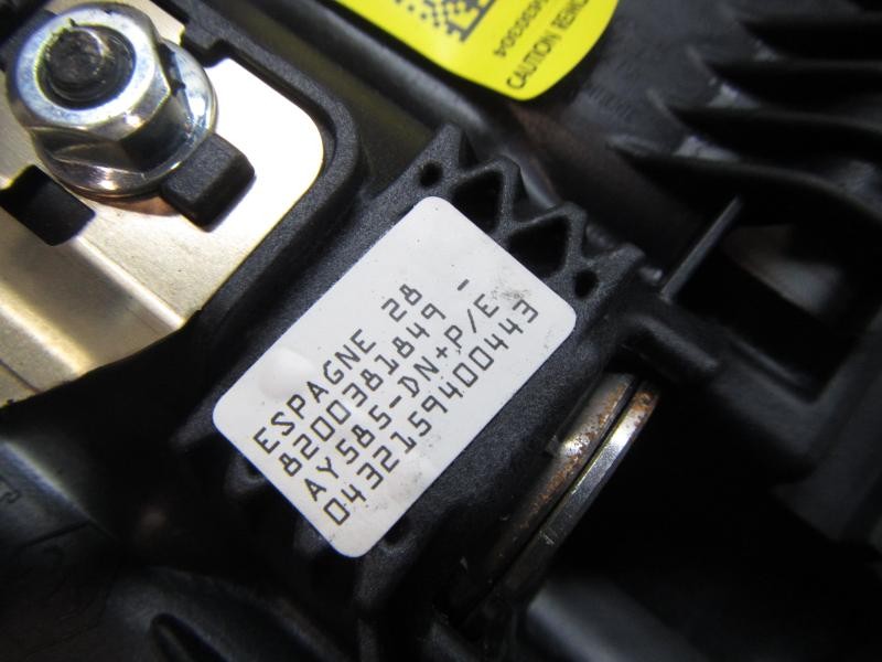 Recambio de airbag delantero izquierdo para renault megane ii familiar dynamique referencia OEM IAM   