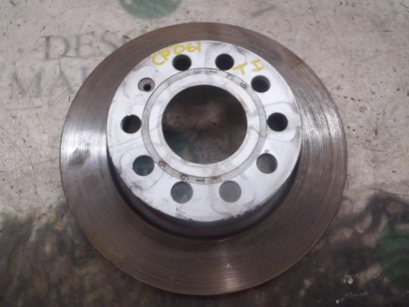 Recambio de disco freno trasero para seat leon (5f1) 1.2 tsi referencia OEM IAM 1K0615601AB  